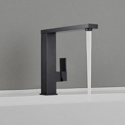 Ottimo Electroplated Matt Black Kitchen Mixer Tap 180 degree Swivel Solid Brass Ottimo Electroplated Matt Black Kitchen Mixer Tap 180 degree Swivel Solid Brass