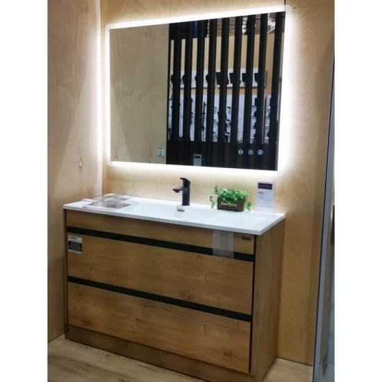 900x750mm Rectangle LED Mirror with Motion Sensor Auto On Demister 3 Colours Lighting on Rim Frameless 900x750mm Rectangle LED Mirror with Motion Sensor Auto On Demister 3 Colours Lighting on Rim Frameless