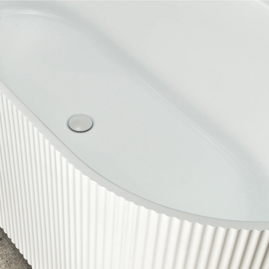 1690x780x580mm Flutted V-Groove Bathtub Back To Wall Acrylic Gloss White Bath Tub