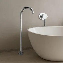 Chrome Plated Solid Brass Freestanding Floor Mounted Bath Filler with Mixer Set Chrome Plated Solid Brass Freestanding Floor Mounted Bath Filler with Mixer Set